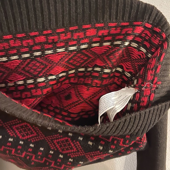 Zara Basic Hoodie Sweater in Dark Brown and Red - Picture 7 of 10